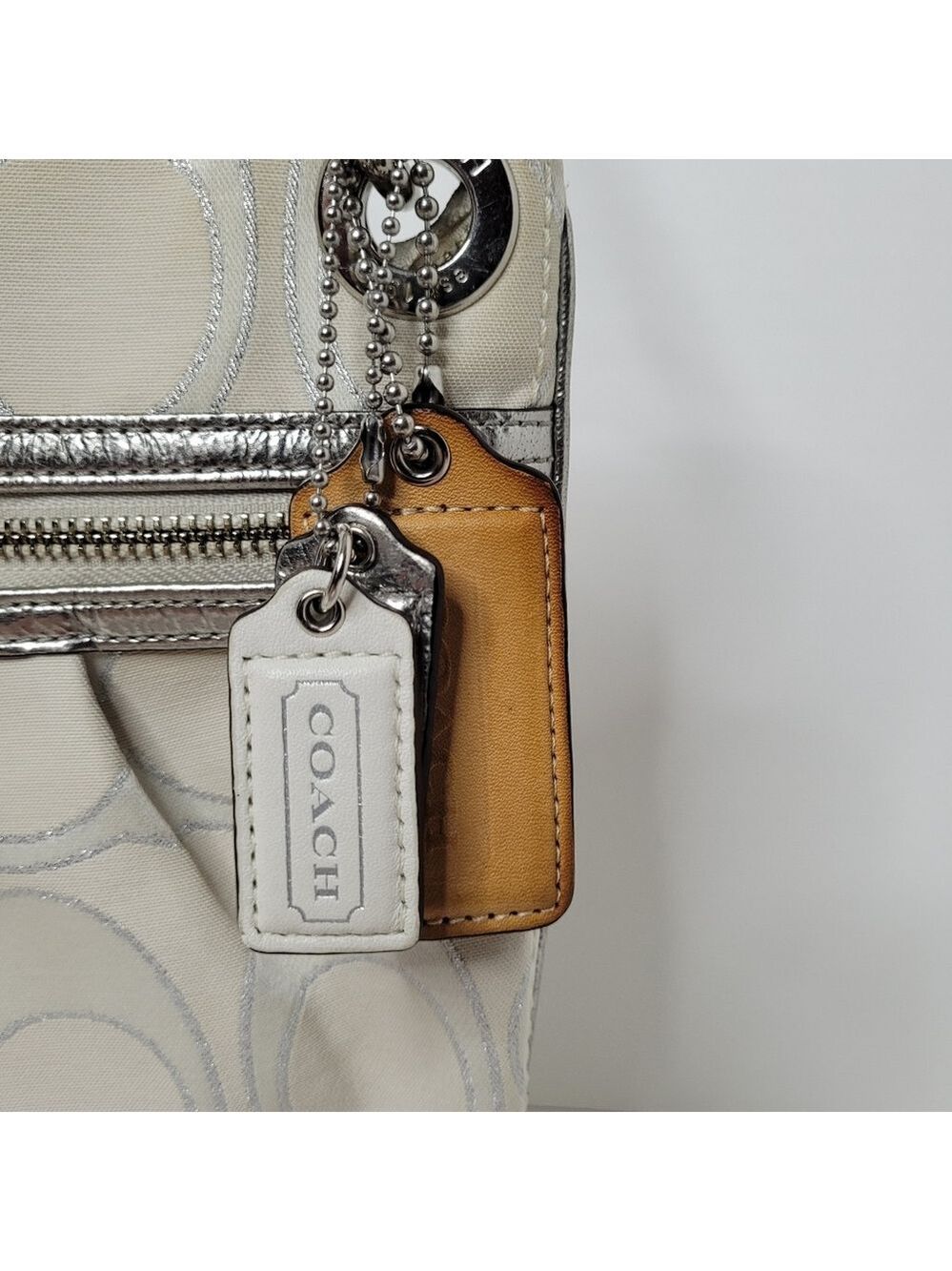 Coach Poppy Metallic Signature C's Sateen Jacquard Shoulder Tote A1293-19131 - Picture 3 of 11